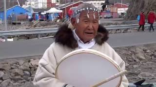 160908 Sisimiut Inuit Drummer