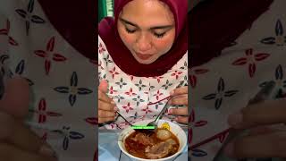 URAT & DAGINGNYA MENGGODA BANGET | Bakso Cak Gepeng Manuk'an Surabaya #shorts