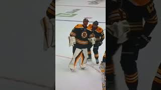 Boston Bruins Goalie Hug 2/18/23 6-1 Win!!