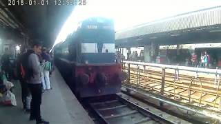 Travel In Train With Friends | Train Mein Hai Swag | Ahmedabad To Pathankot By Train