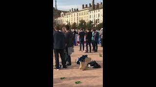 Everton fans in Lyon 2.11.2017