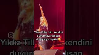 YILDIZ TİLBE’NİN KENDİNİ DUYURMAYA ÇALIŞAN DİNLEYİCİYE TEPKİSİ! #yıldıztilbe #yildiztilbe #konser