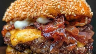 This is the best burger you will ever see made on this 😋😋 #short
#youtube