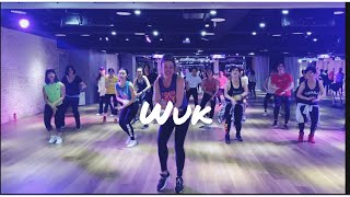 Wuk by Richie Loop (Mega Mix 75) ~~ Zumba with KATIE