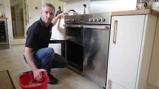 How To Clean Your Oven | Oven Cleaner