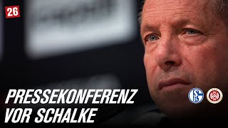 PRESSEKONFERENZ vor FC Schalke 04 vs. SV Wehen Wiesbaden I 2. Bundesliga I 22. Spieltag