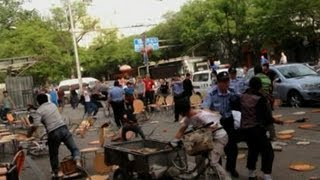 Ai Weiwei Captures Ethnic Brawl in Beijing