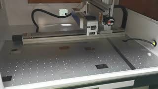 Module Driving Fiber Laser Marking Machine with Enclosed Large Working Table