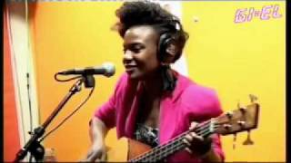 Noisettes - Don't Upset The Rhythm (Live on 3FM)