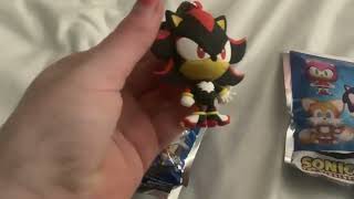 Unboxing Sonic The Hedgehog Bag Clip Series 2 and Magnet Series 1 Blind Bags