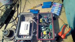 How to fit battery in CATV Trunck boster