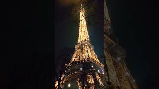 Eiffel Tower Sparkling In the Night 🇫🇷 #SHORTS