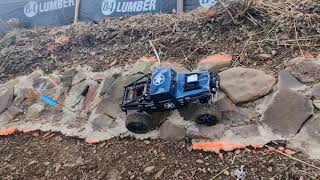 Custom Everest 10 rock crawling with new portals