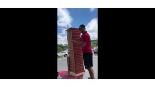 Pizza Guy Delivers Outrageous Number of Pizzas to Mansion On Electric Scooter