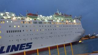 ANEK Lines | Piraeus - Heraklion by Ferry Boat El. Venizelos