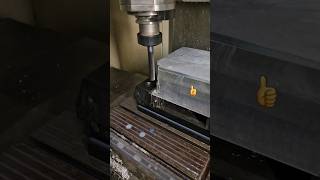 Máquina CNC em ação #cncmachine #cnc #machining #shorts