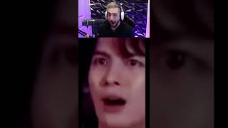 Jackson Wang Reacts to Felix Dance!