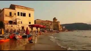 Tramonto sulla spiaggia di Marina Piccola a Santa Maria di Castellabate