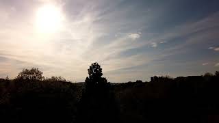 Wolkenspiel über der Neuhauser Burg