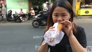 NGON LÀNH BÁNH MÌ THỊT NƯỚNG TRÊN XE ĐẨY HƠN 20 NĂM Ở SÀI GÒN