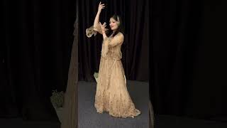 दर्द ऐसा के हंसी आती है Chaudhavi Shab Ko Kaha #heeramandi #shreyaghoshal #dance #shorts