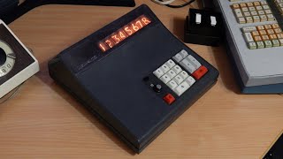 Калькулятор Искра 110 (ранняя, 1973) | Iskra 110 soviet nixie tube calculator