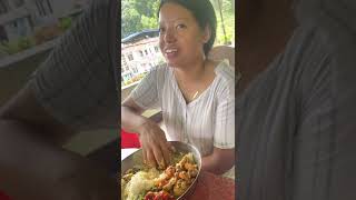 एक छाकमा 1kg पिरो डल्ले खोर्सानी खानसक्ने हाम्रो Manisha बैनी / Real mukbang / no editing