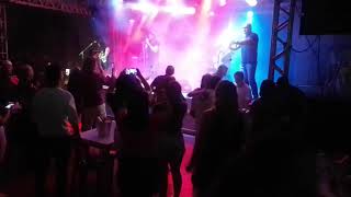 Abertura do show da BANDA ROSA'S no Clube Olímpico em Cascavel PR. Música Só Uma Canção