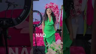 ANA FLORES FOI AO SALÃO CUIDAR DA SUA BELEZA