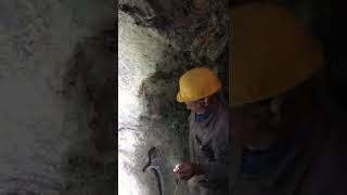 Underground mining in Small scale Chromite mines of Sabzevar . Iran .#chromium