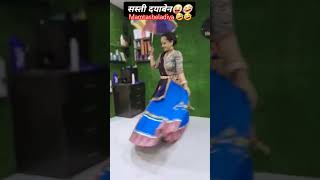 सस्ती दयाबेन 🤣🤣🤣 #youtubeshorts #garba #gujarati #garbaqueen #garbalover