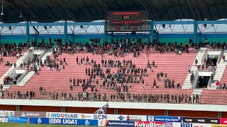 Detik detik BCS Rapatkan Barisan di Tribun Merah Jelang Kick Off PSS vs Bhayangkara