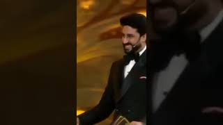 amitabh bachchan giving award to aishwarya rai |#shortvideo