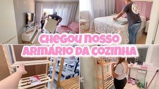 CHEGOU NOSSO ARMÁRIO DA COZINHA | COMPRAMOS UMA ESTANTE DE PINOS | Tayane Silvia