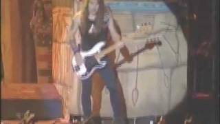 Iron Maiden - The Evil That Men Do (Live Chile 2009)