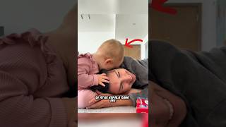 Tingkah Lucu Bayi Ketika Bermain Bersama Ibu