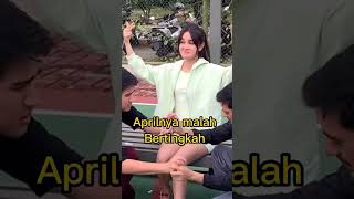 Jadi April tuh enak banget 🤭