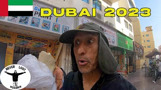 A SHORT WALKING TOUR AROUND THE BUSINESS DISTRICT IN DUBAI.