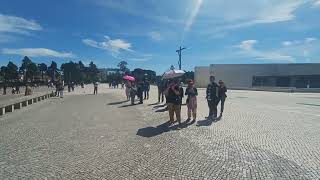 Via Sacra no pátio da Basílica de Fátima, Portugal