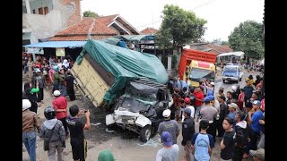 Kecelakaan Beruntun Nagreg ,Sabtu pagi