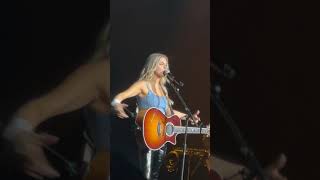 Alana Springsteen Performs “Girlfriend”