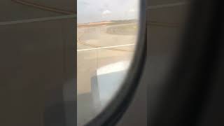 Loud reverse thrust on B-737🔥 #plane #aviation #737 #trending