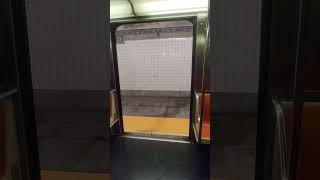 R62 3 train door chime #1515