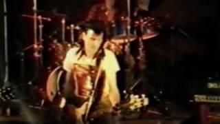 NEWTOWN NEUROTICS - Living With Unemployment