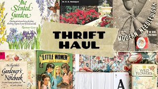 Thrift Store Haul | Junk Journal & Craft Supplies | Vintage Books 01