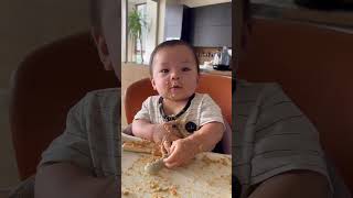 Baby issa anak nikita willy abis makan makin pintar makannya #shorts #short #shortvideo #nikitawilly