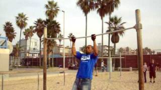 BarTendaz on LA Beach Pullup Bar