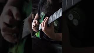 Let the chorus hit like a truck and with the power of green @solar-guitars S1.7LB 🚚