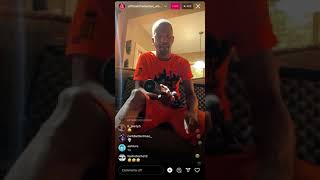 CHARLESTON WHITE PULLS WEAPON ON IG LIVE... THREATENS BRICC BABY 😧😧