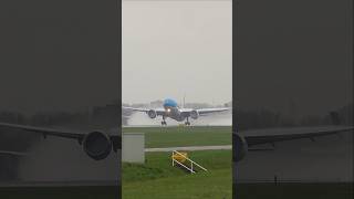 KLM Boeing 777 wet departure #planespotting #aviation #ytshorts #plane  #schiphol #airport #yt #rain